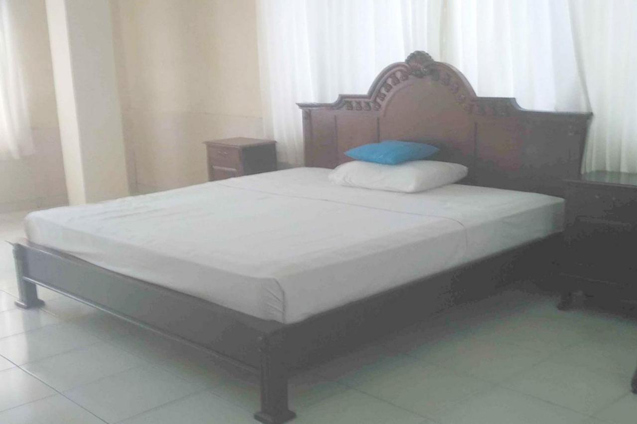 Oyo 2334 Melka Excelsior Hotel Singaraja エクステリア 写真